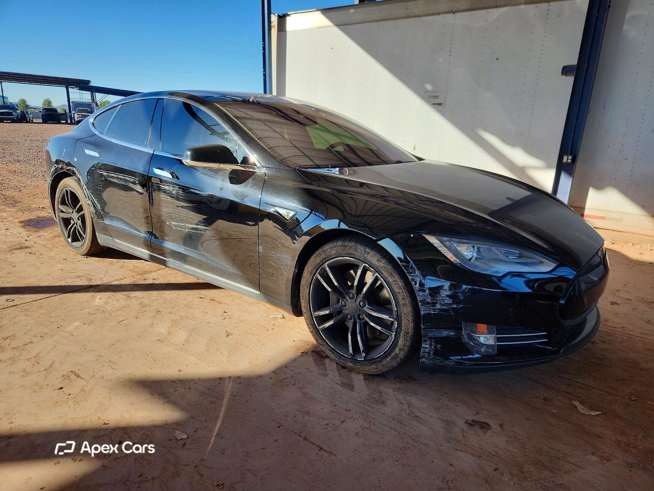 Tesla Model S 2015