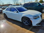 Chrysler 300 2021