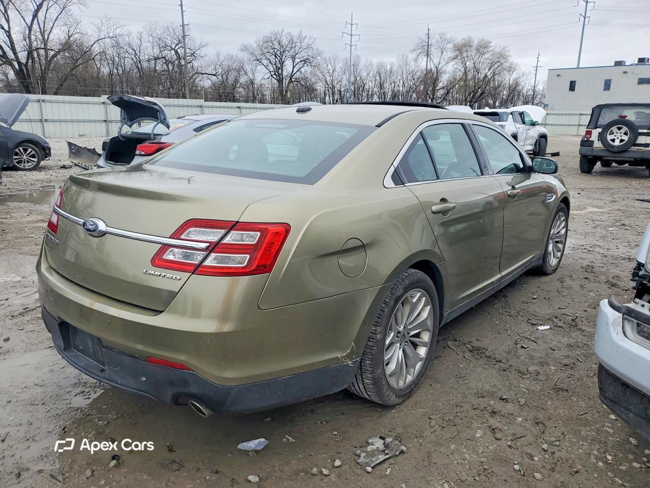 Ford Taurus 2013