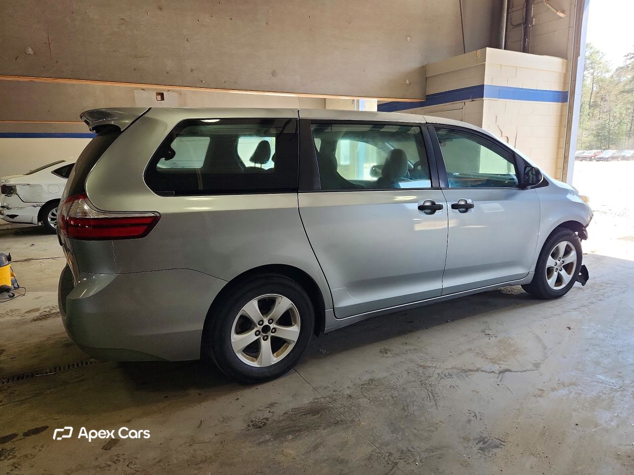 Toyota Sienna 2015