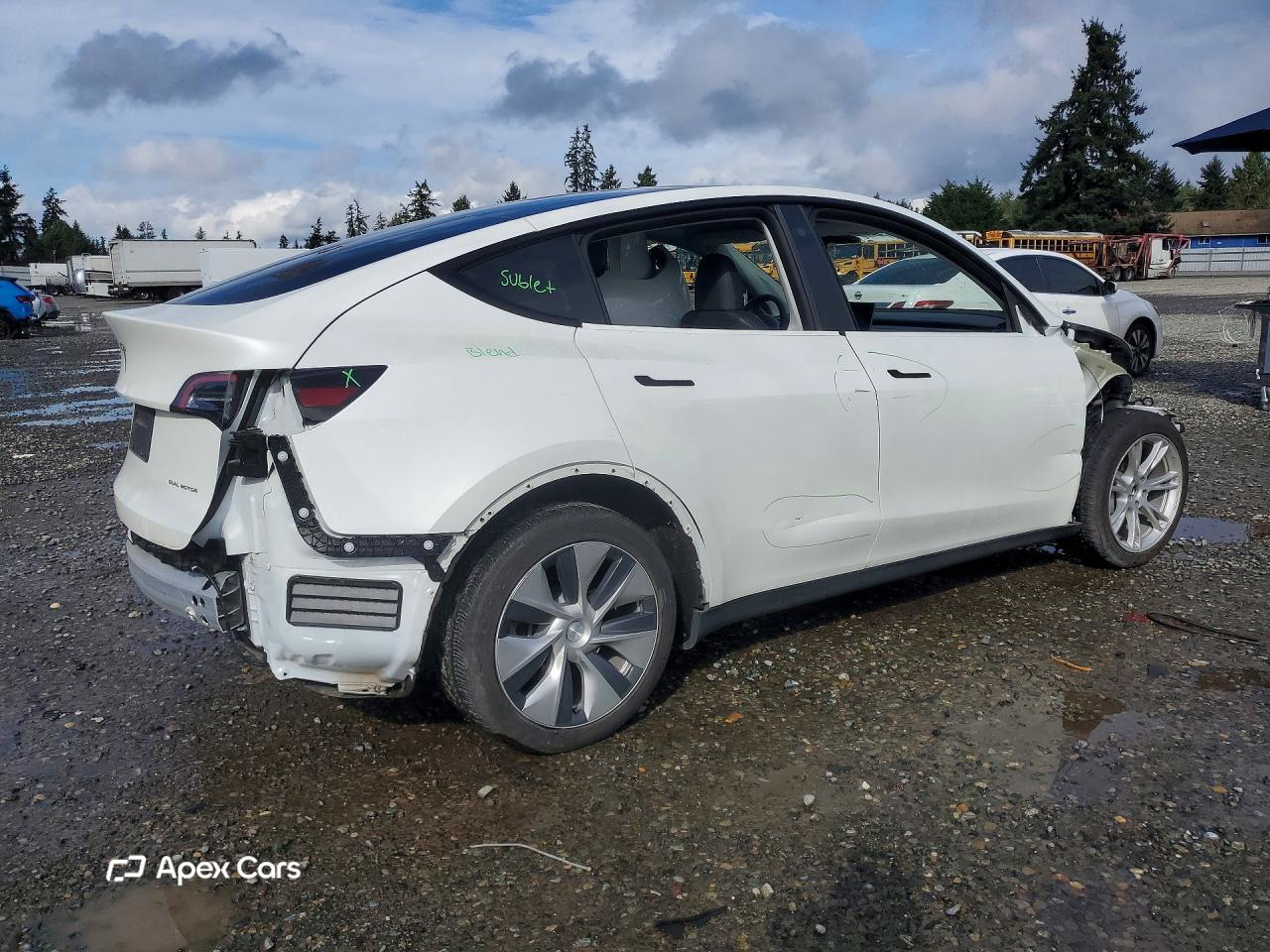 Tesla Model Y 2023