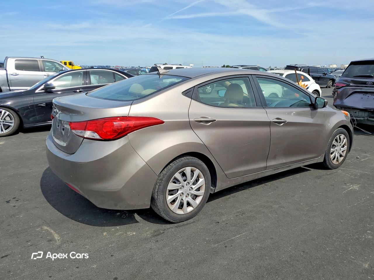 Hyundai Elantra 2013