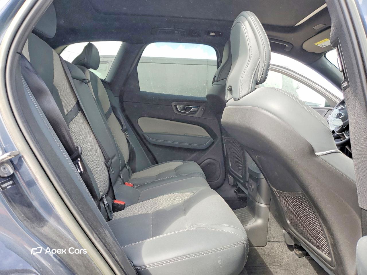 Volvo XC60 2022