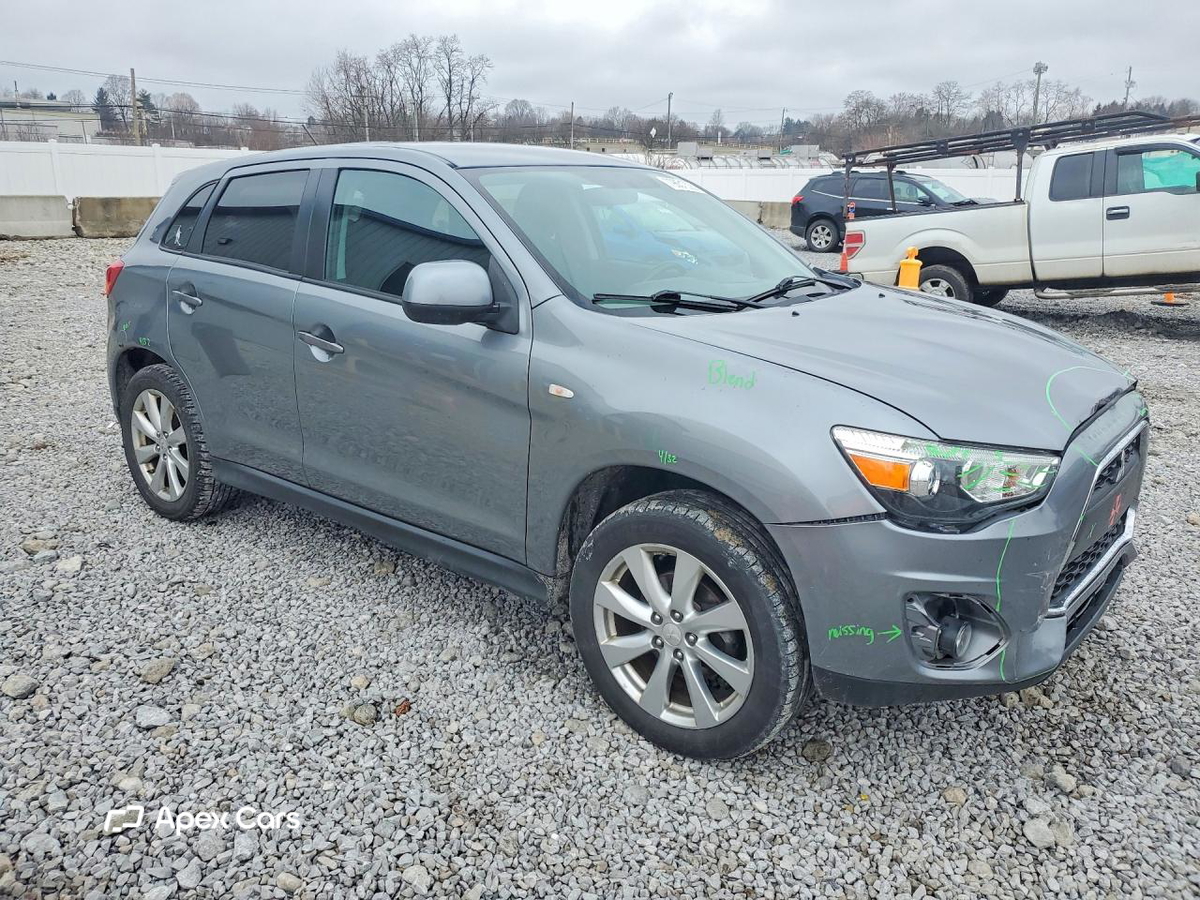 Mitsubishi Outlander 2015