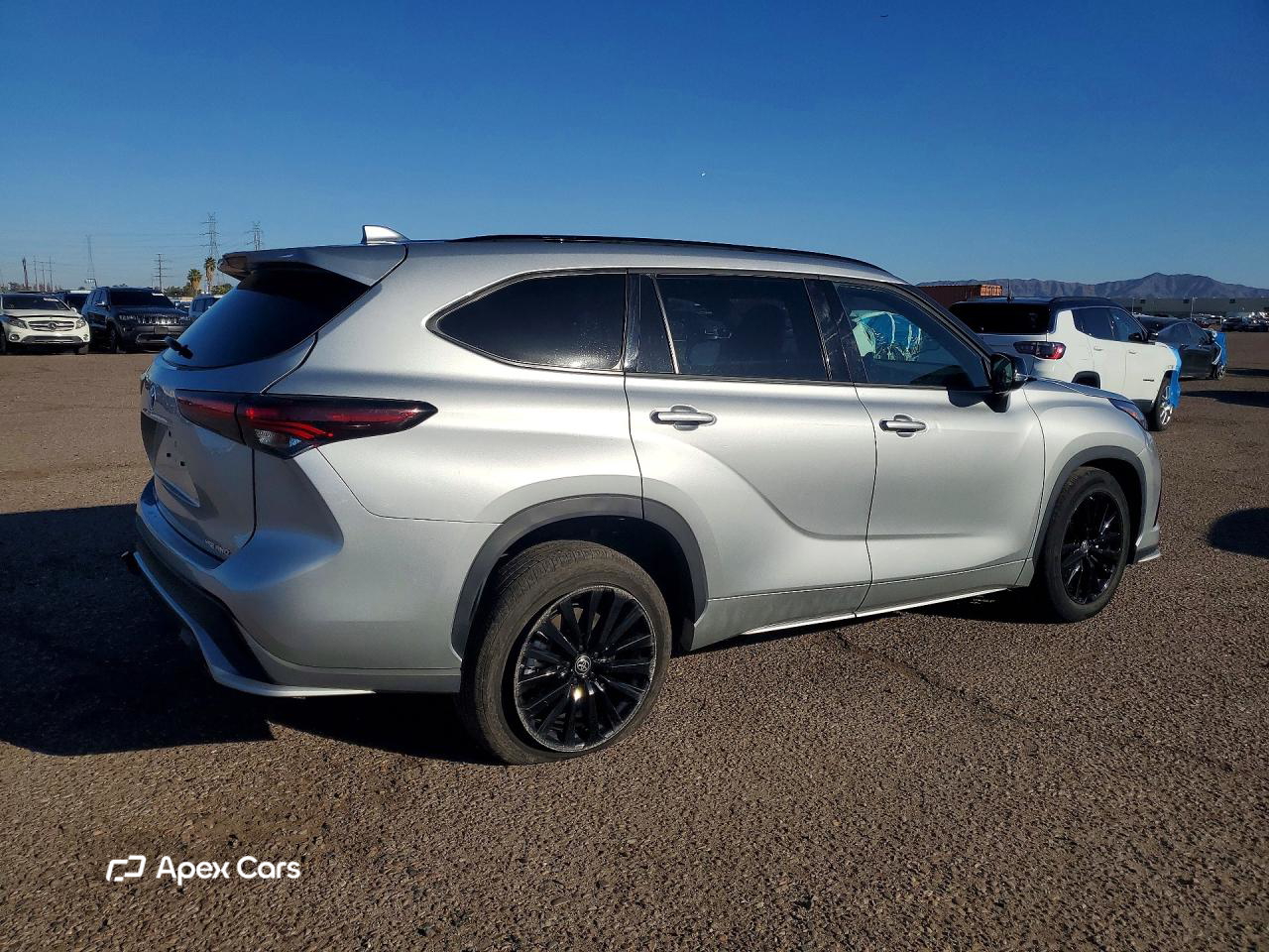 Toyota Highlander 2025