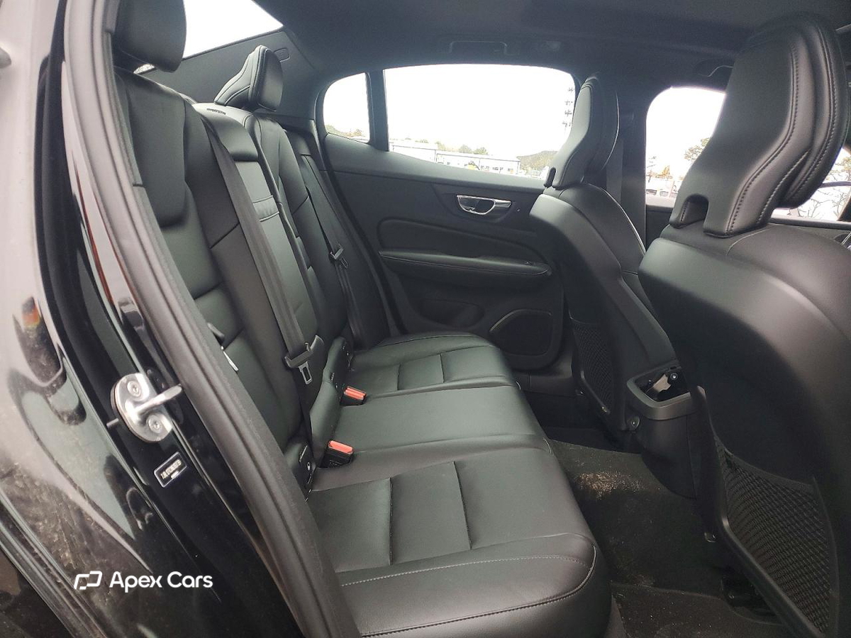Volvo S60 2022