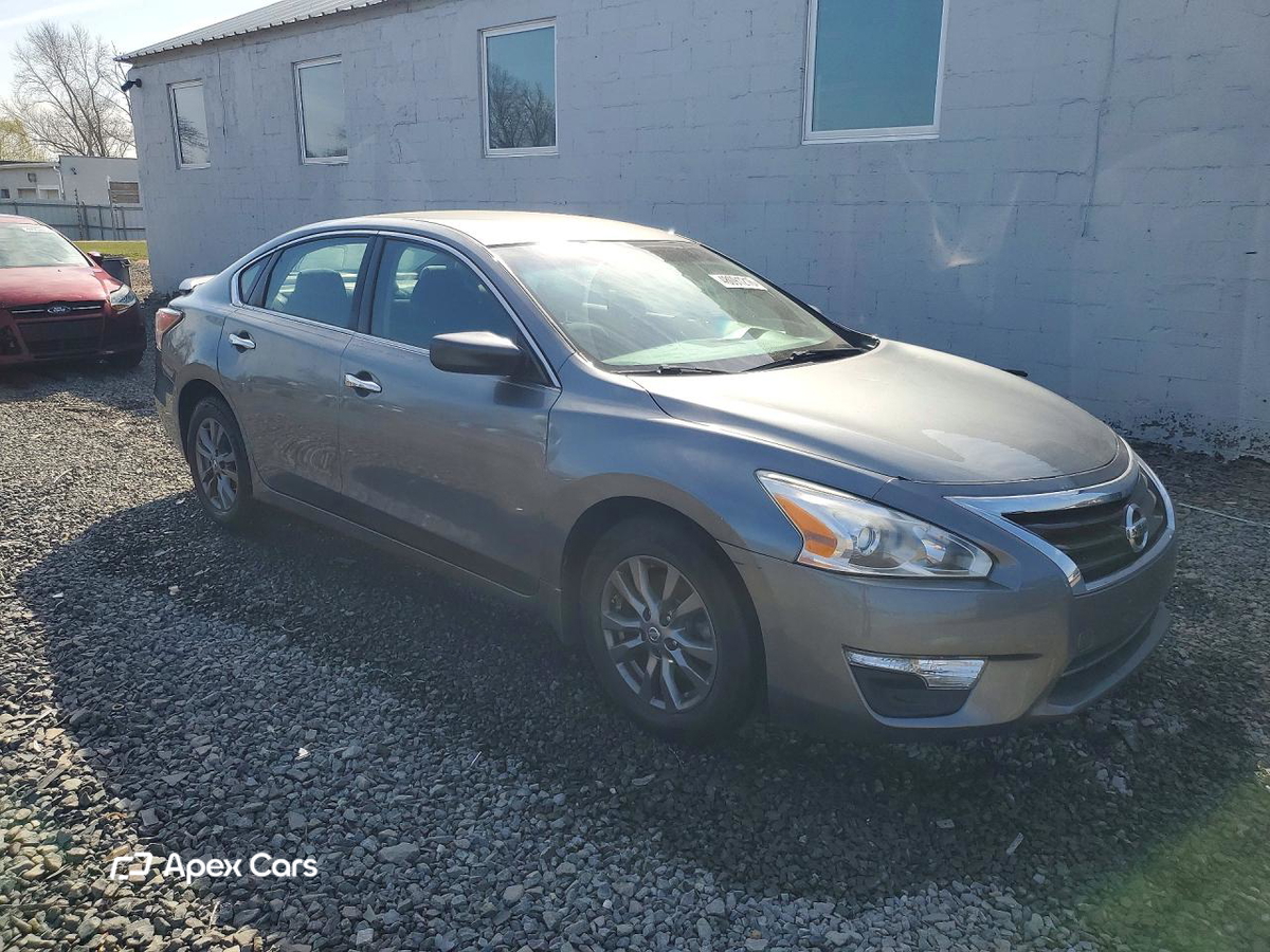 Nissan Altima 2015
