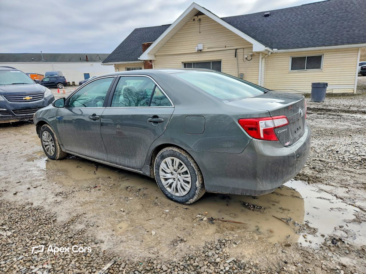Toyota Camry 2012
