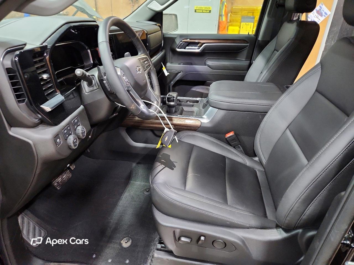 Chevrolet Silverado 2025