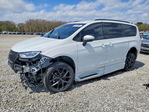 Chrysler Pacifica 2023