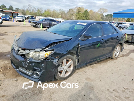 Toyota Camry 2012 - Image 1 of 12