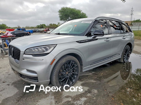 Lincoln Aviator 2023 - Image 1 of 14