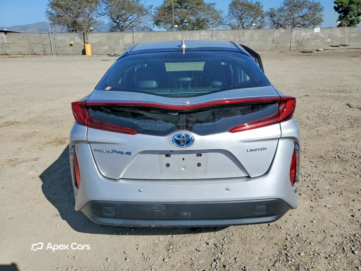 Toyota Prius 2021