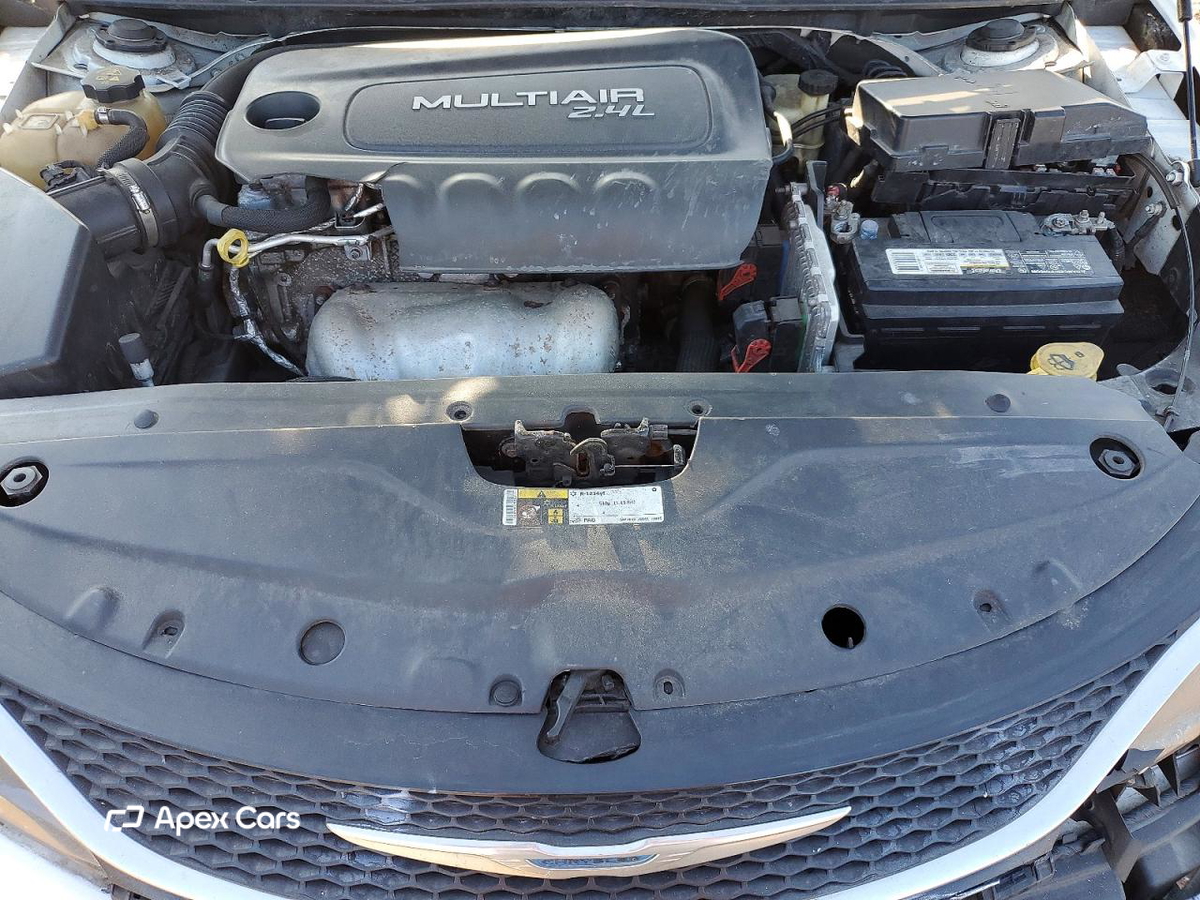 Chrysler 200 2015
