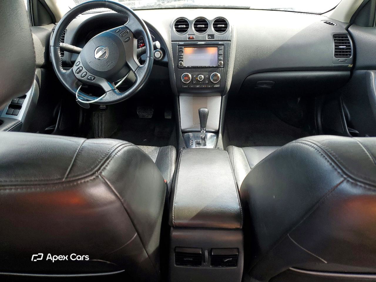 Nissan Altima 2011