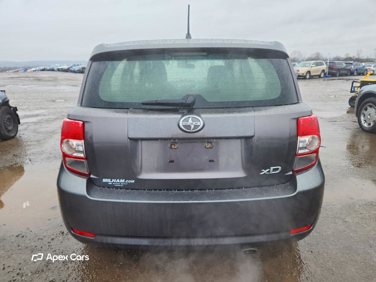 Scion xD 2013