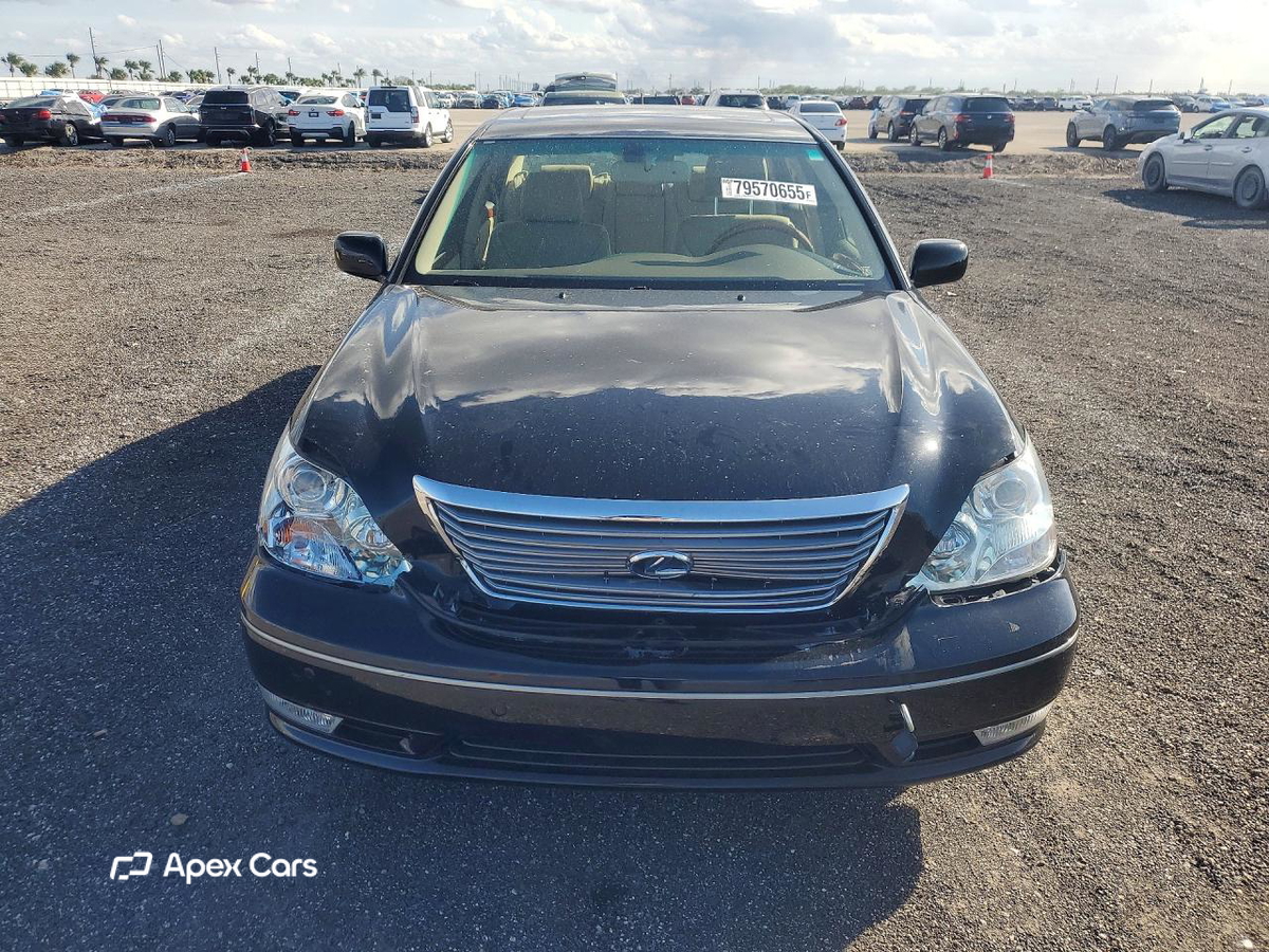 Lexus LS 2004