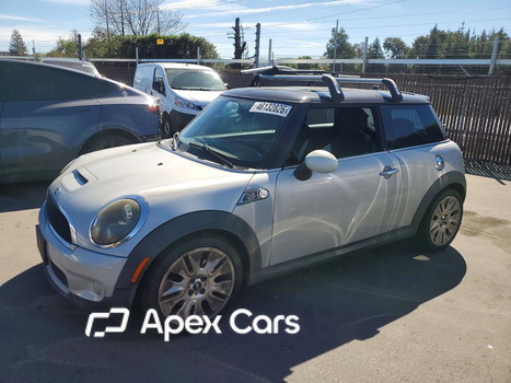 MINI Cooper 2010 - Image 1 of 12