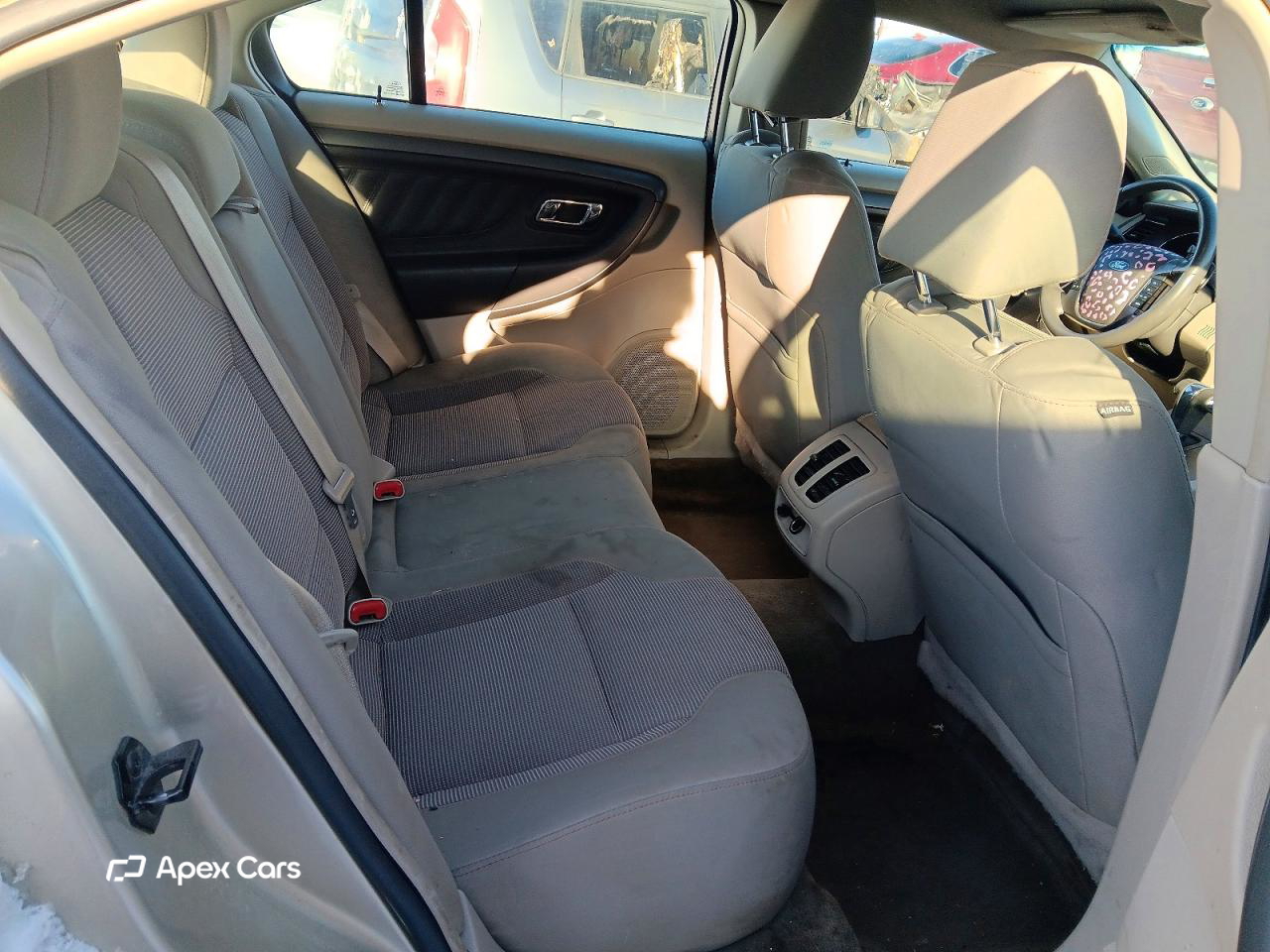 Ford Taurus 2011