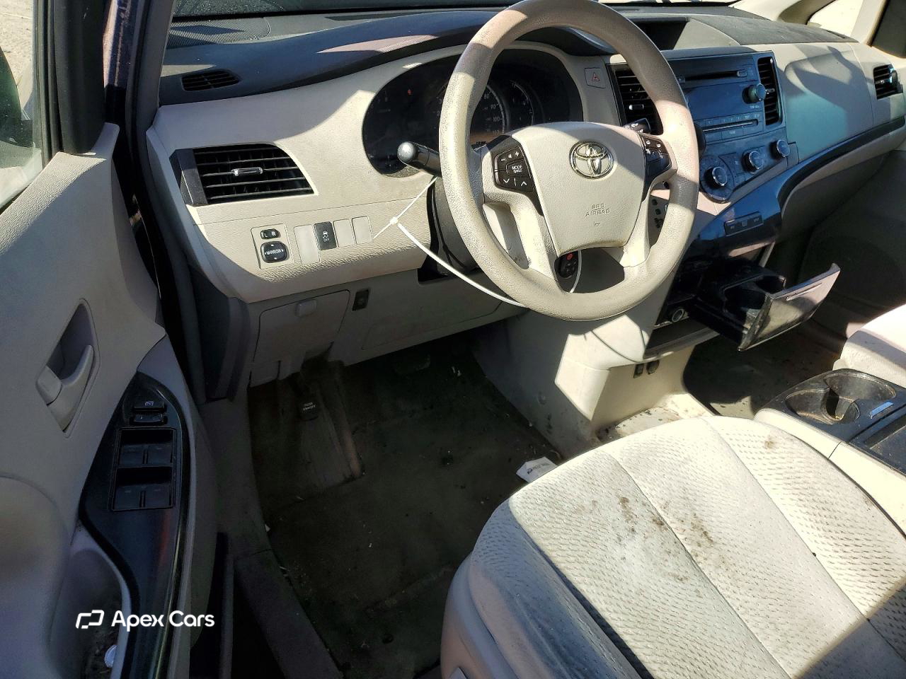 Toyota Sienna 2011