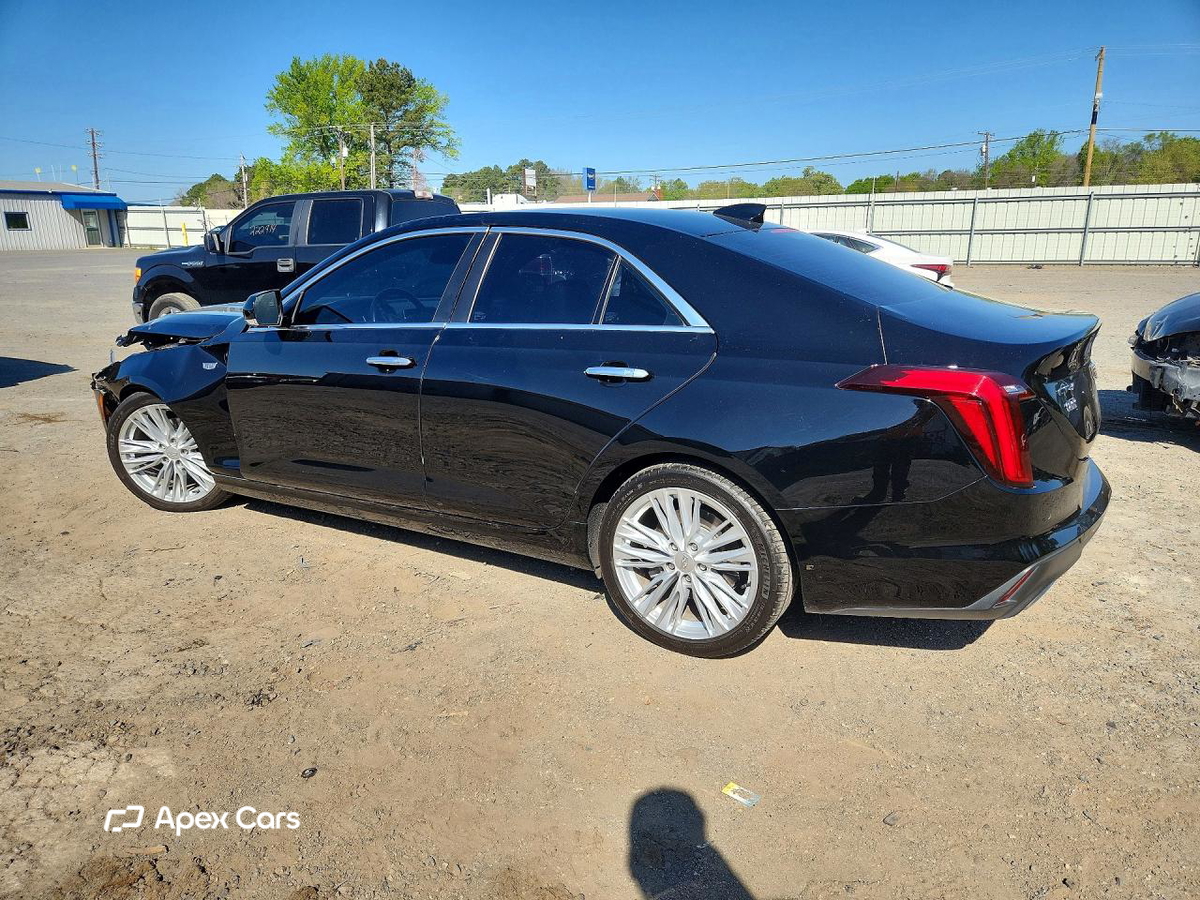 Cadillac CT4 2021