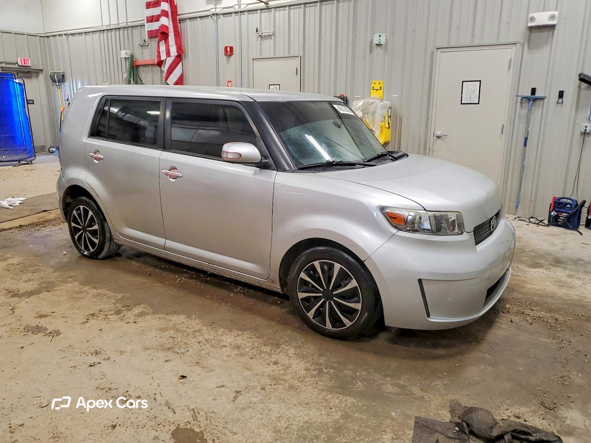 Scion xB 2008