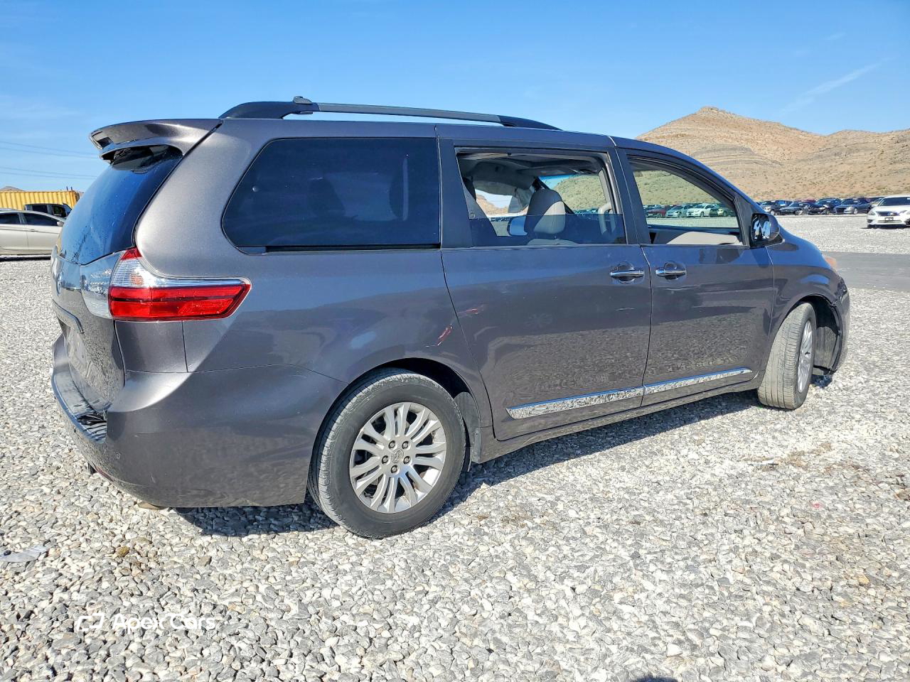 Toyota Sienna 2015