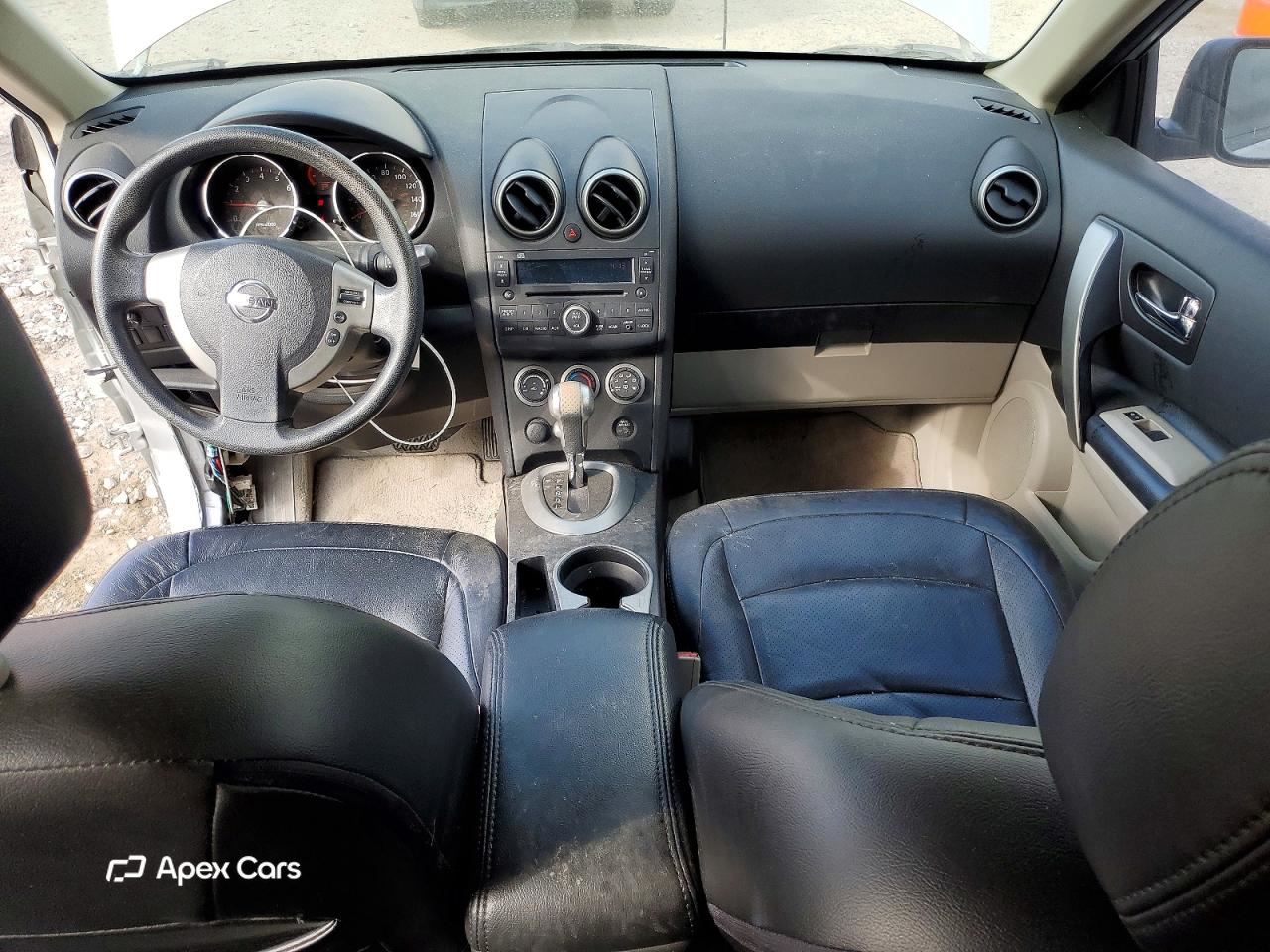 Nissan Rogue 2010