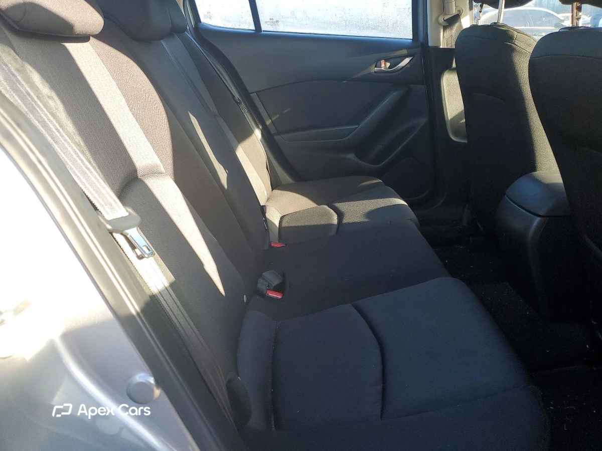 Mazda 3 2016