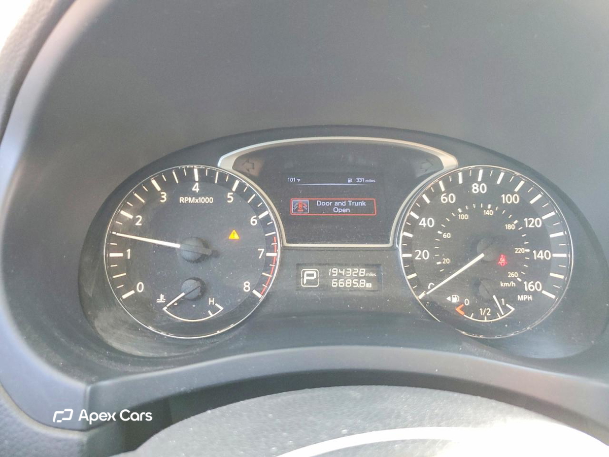 Nissan Altima 2015