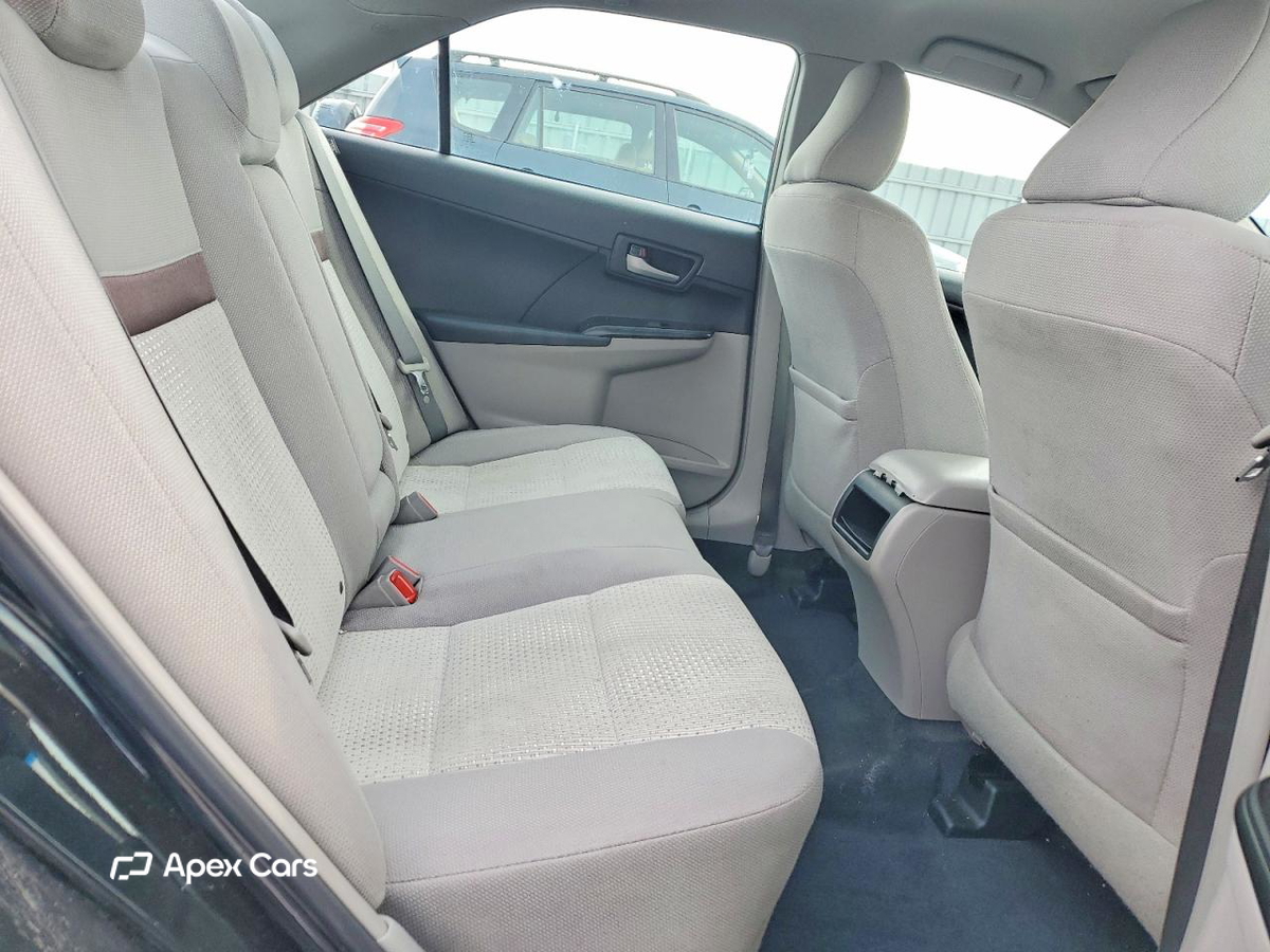Toyota Camry 2012