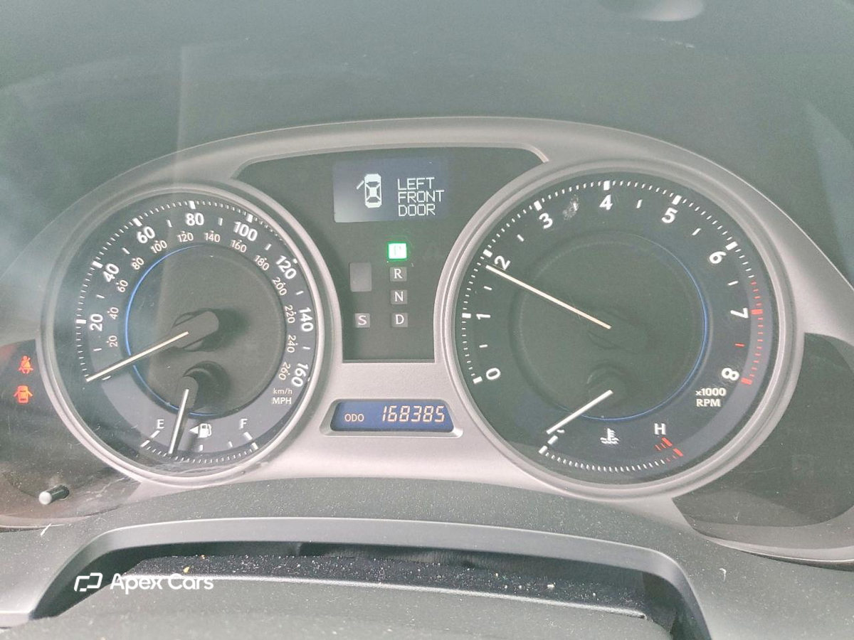 Lexus IS 2010