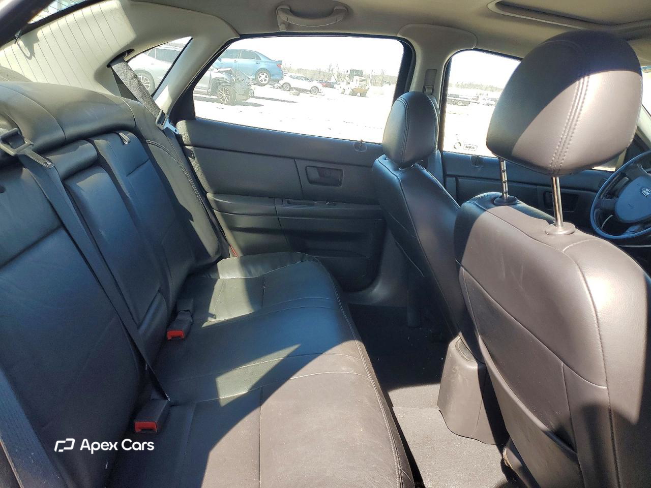 Ford Taurus 2004