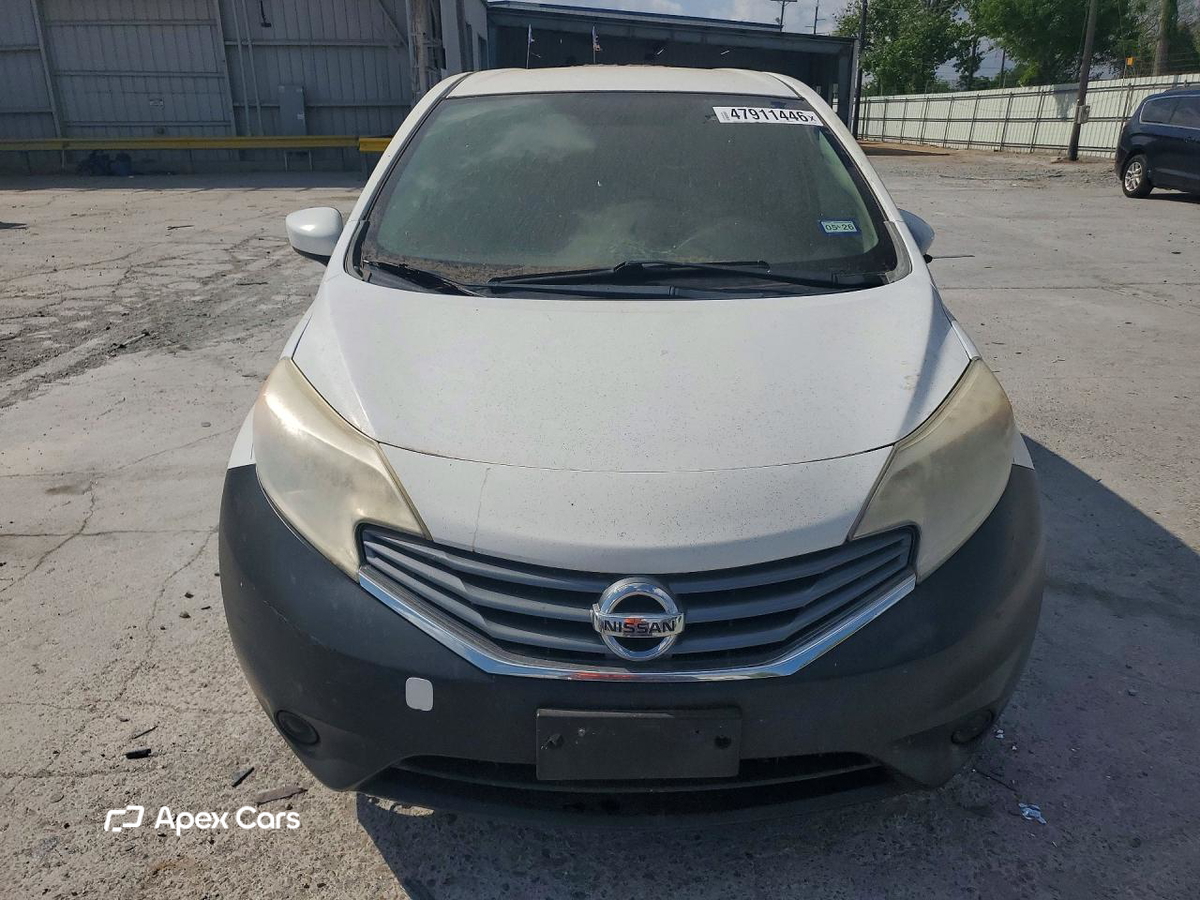 Nissan Versa 2016