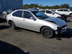 Nissan Altima 2001