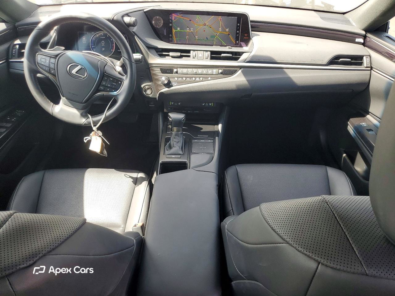 Lexus ES 2020
