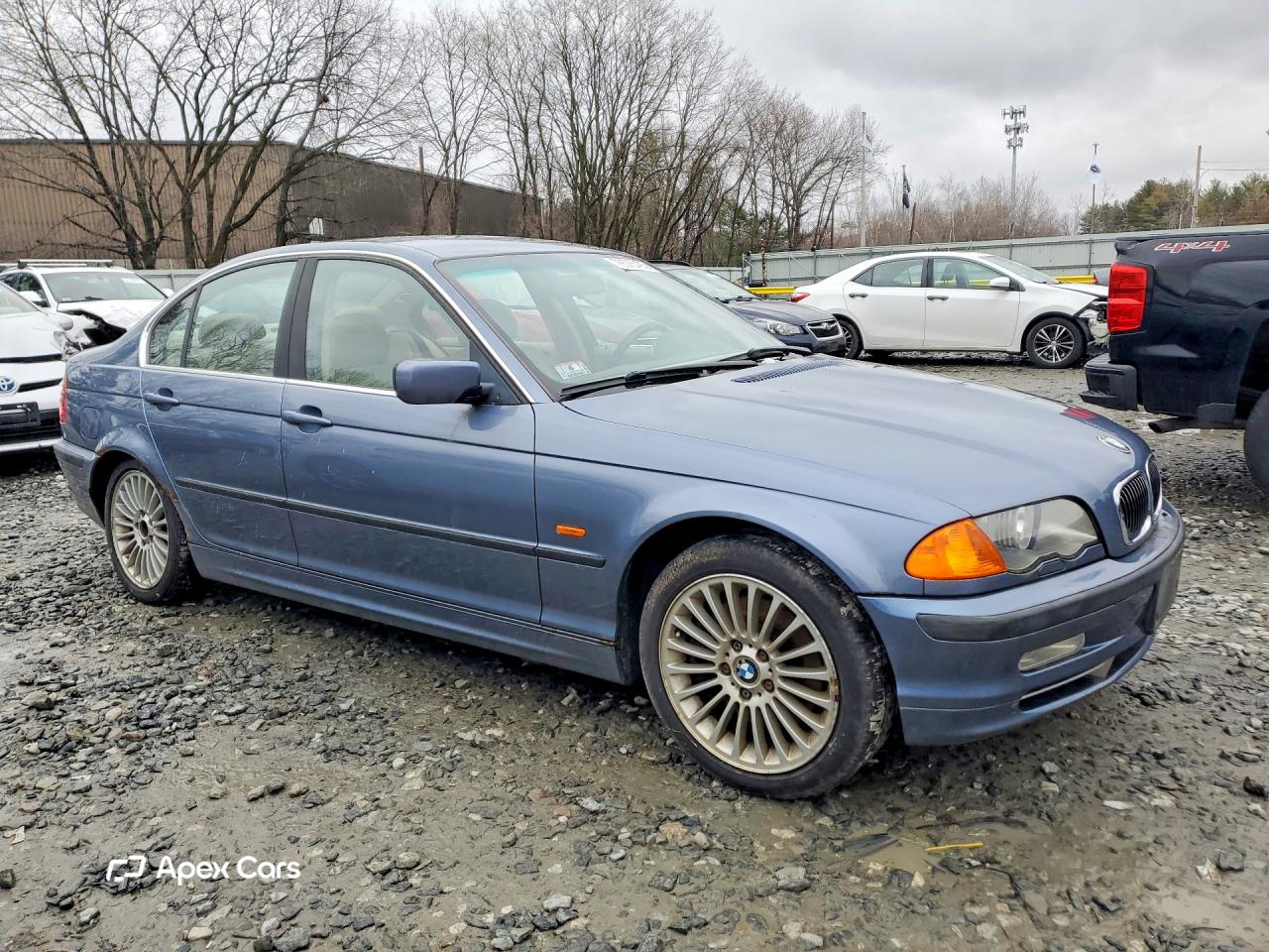 BMW Series 3 2001