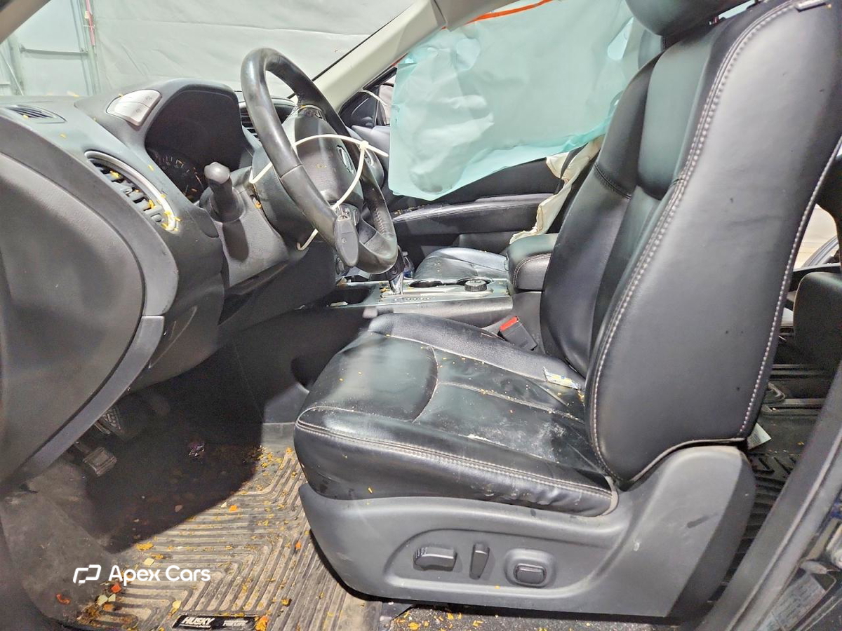 Nissan Pathfinder 2018