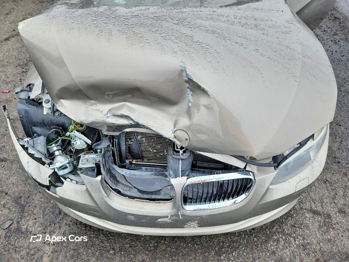 BMW Series 3 2011