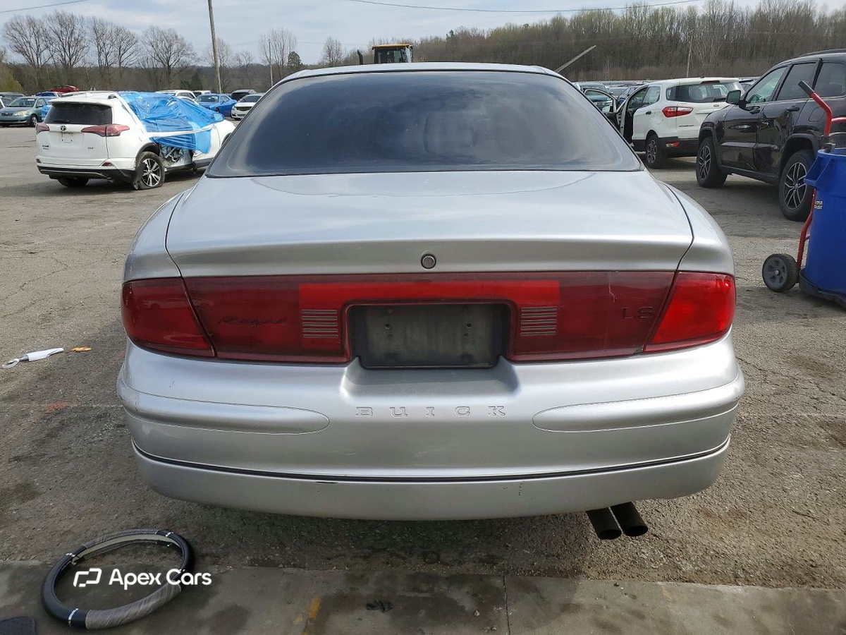 Buick Regal 2004