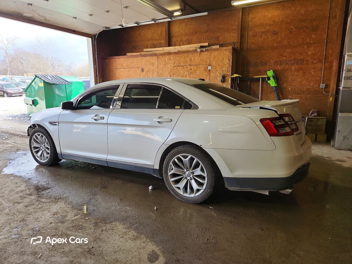 Ford Taurus 2013