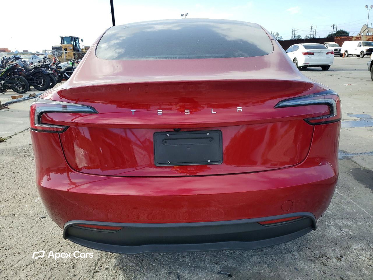 Tesla Model 3 2025