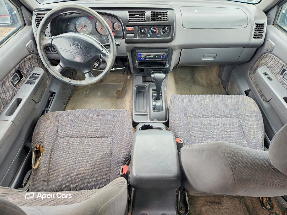 Nissan Navara (Frontier) 2000