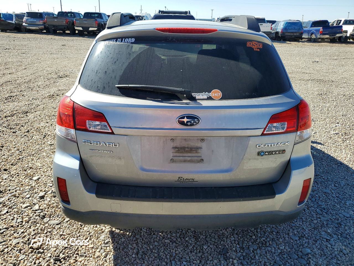 Subaru Outback 2011