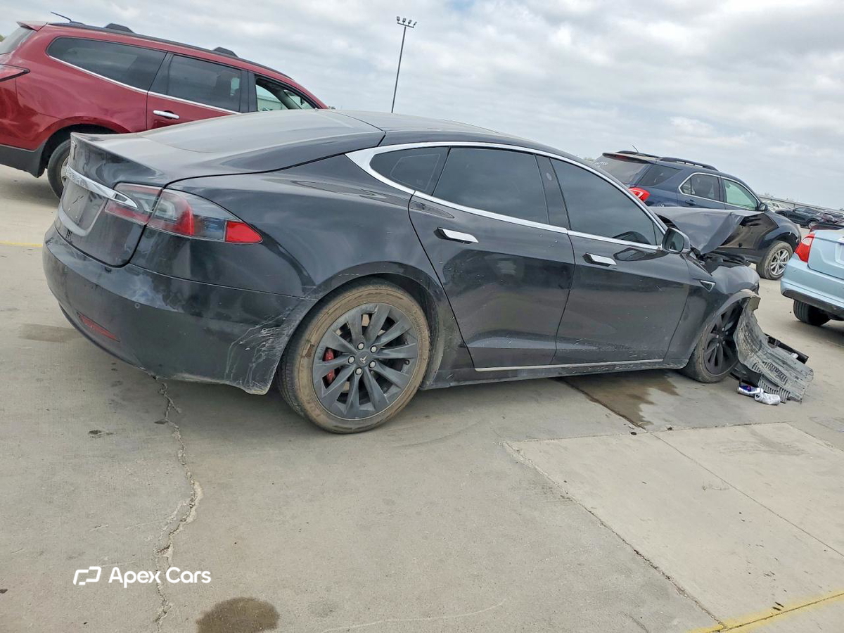 Tesla Model S 2016