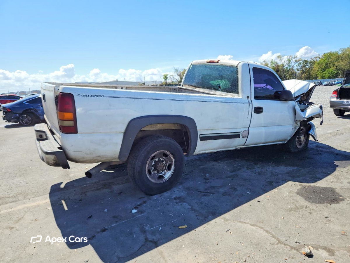Chevrolet Silverado 2001