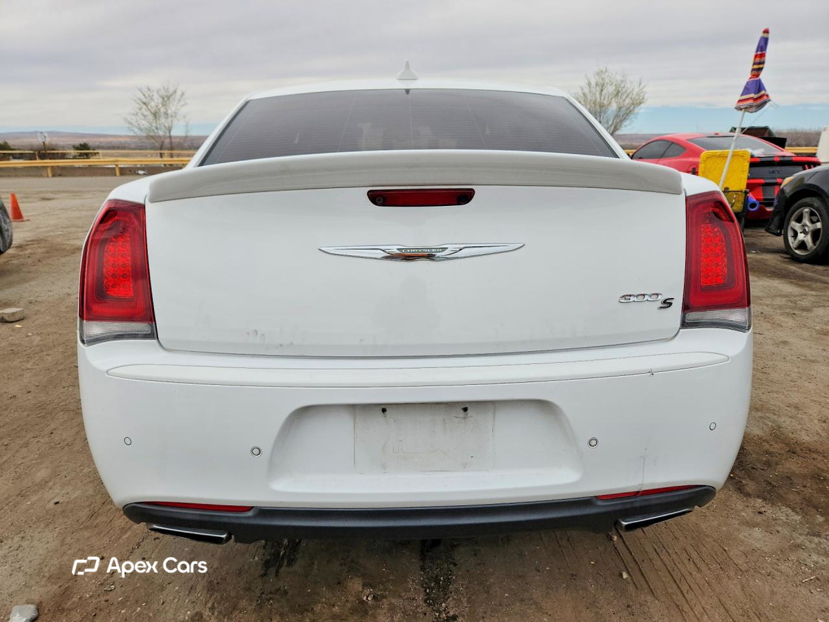 Chrysler 300 2017