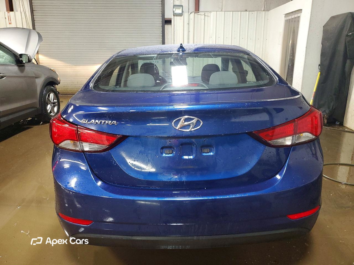 Hyundai Elantra 2016