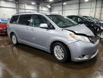 Toyota Sienna 2012
