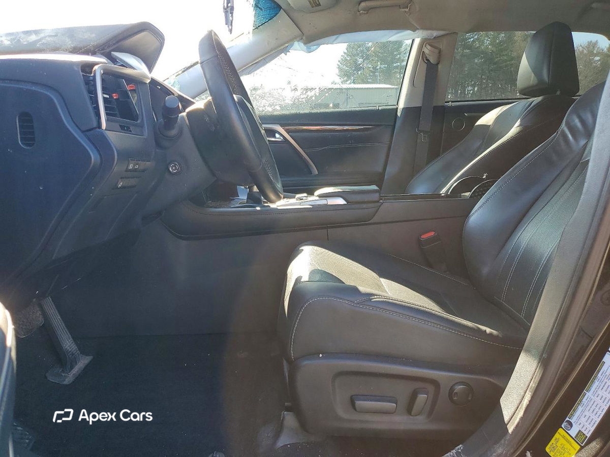 Lexus RX 2019